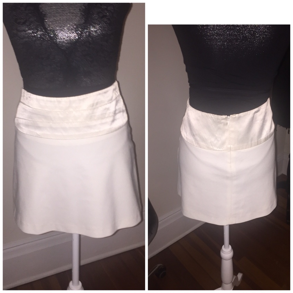 Bebe skirt